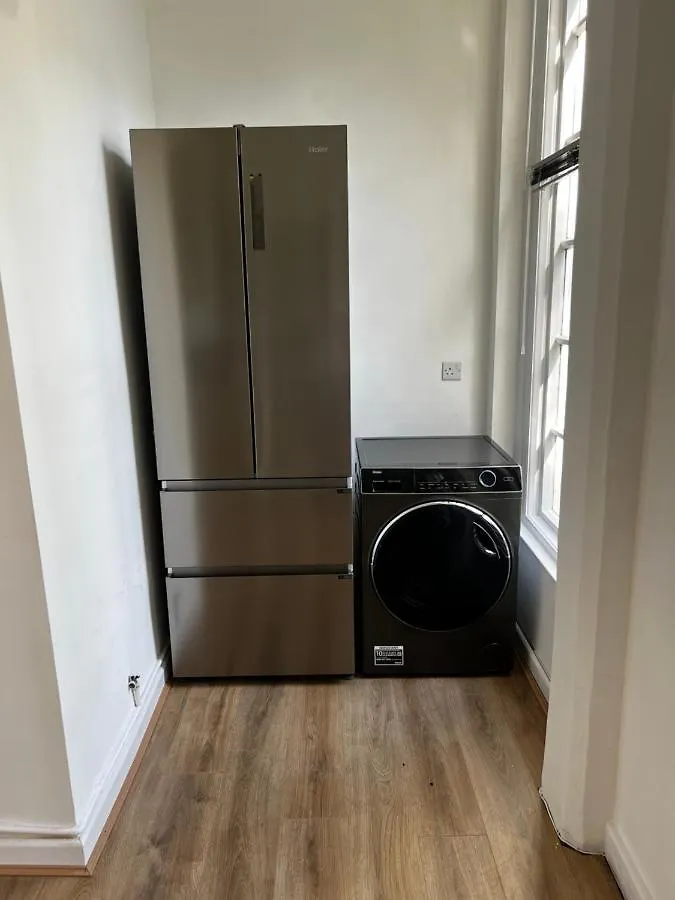 No.1 Beechcroft Apartment Liverpool 0*,
