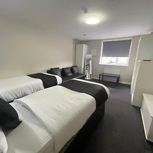 Apartment Hosted By Ryan - Studio, Liverpool