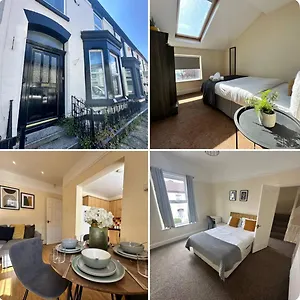 Apartment Modern 5 Bedroom House Near Lark Lane, Liverpool